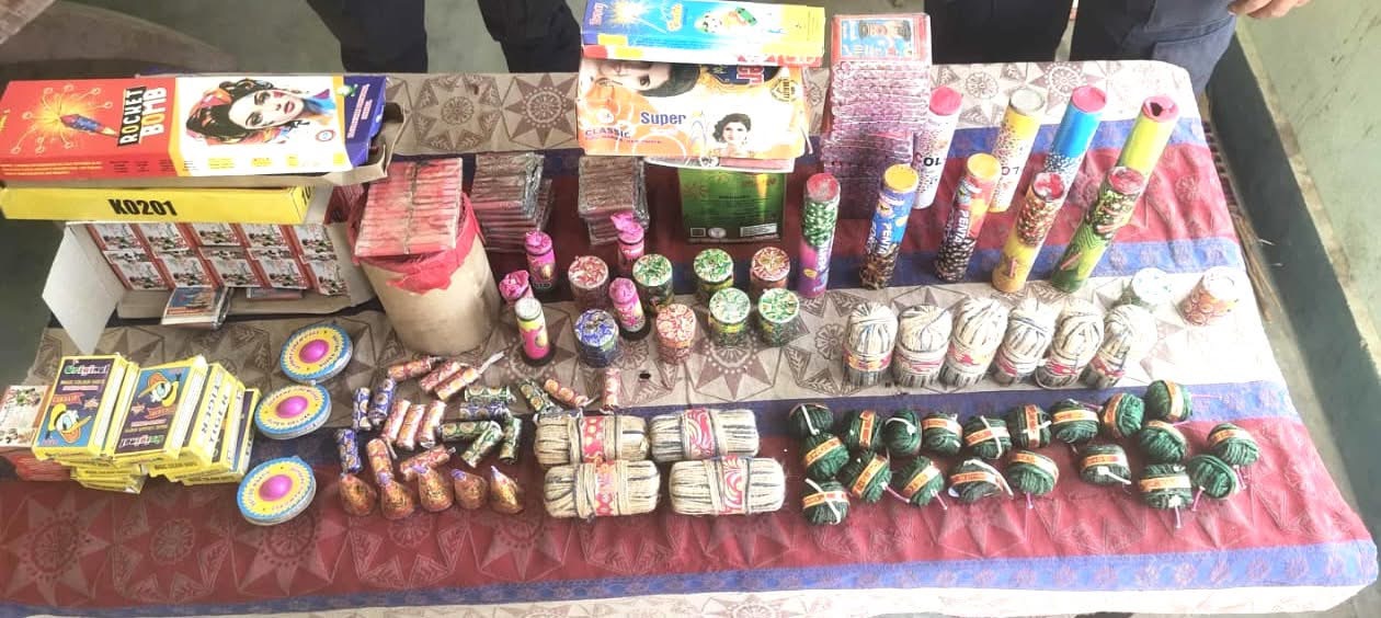 सुर्खेतमा पटकाजन्य बिष्फोटक पदार्थ र बिलबिनाका सामान बरामद