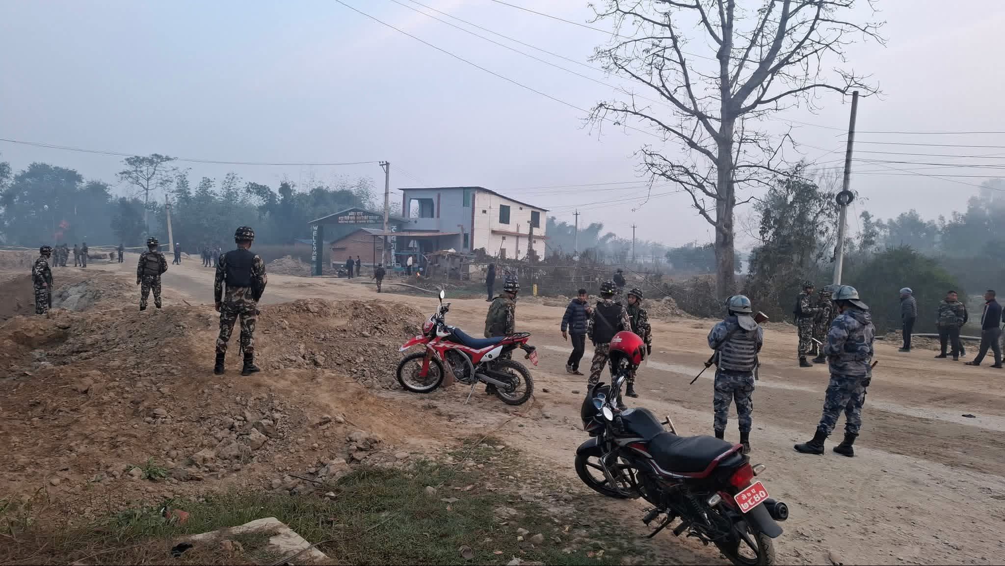 खजुरामा कुकर बम फेला